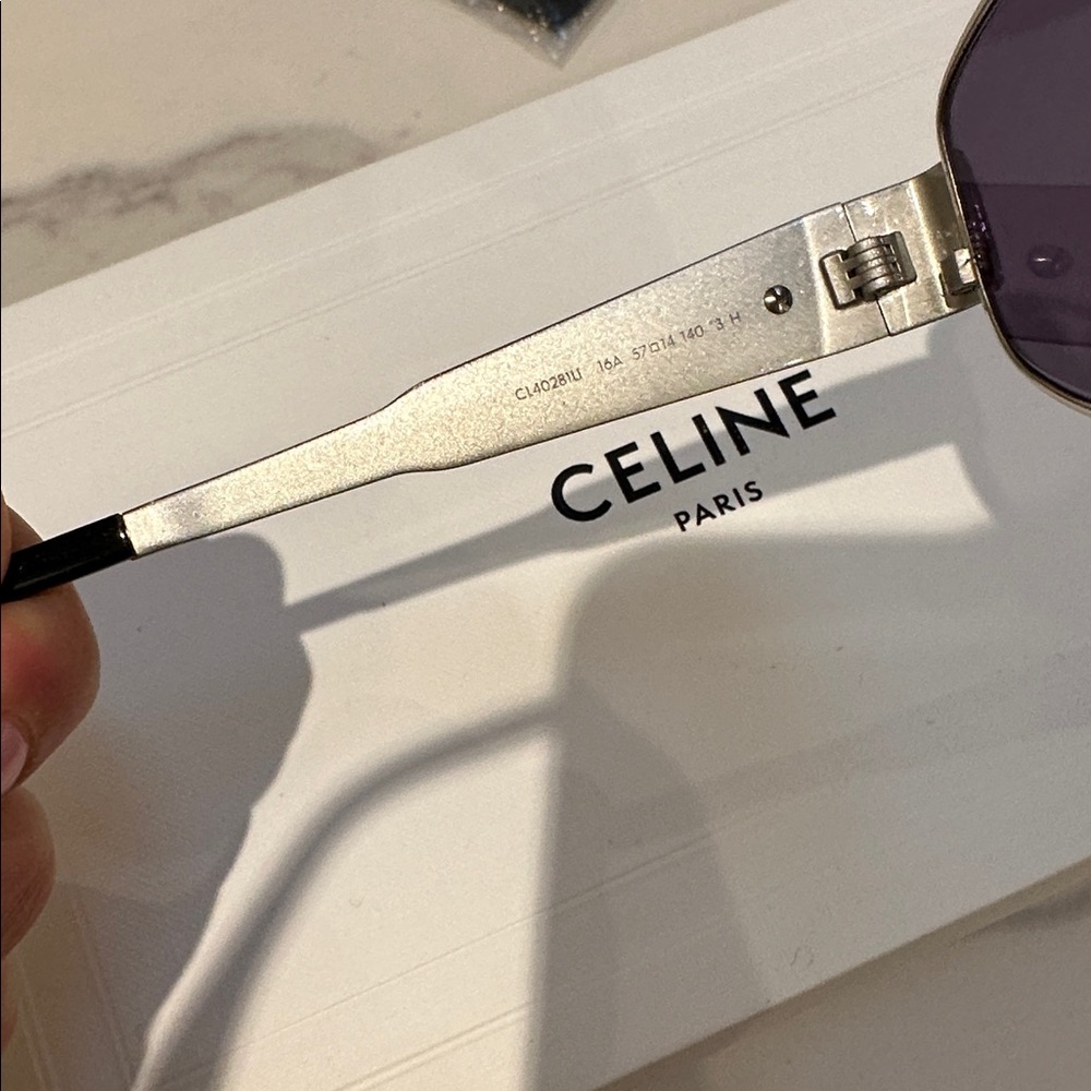 Celine Metal Triomphe sunglasses CL40281U - Picture 4 of 8